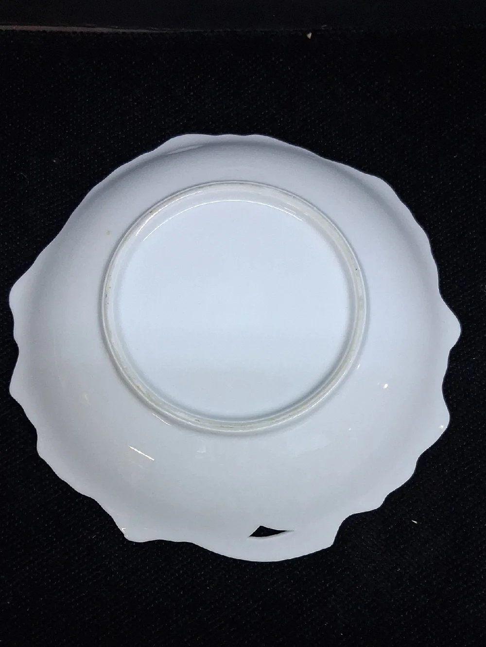 3-pc vintage‎ porcelain from Japan featuring a bowl, trinket dish, bone dish.